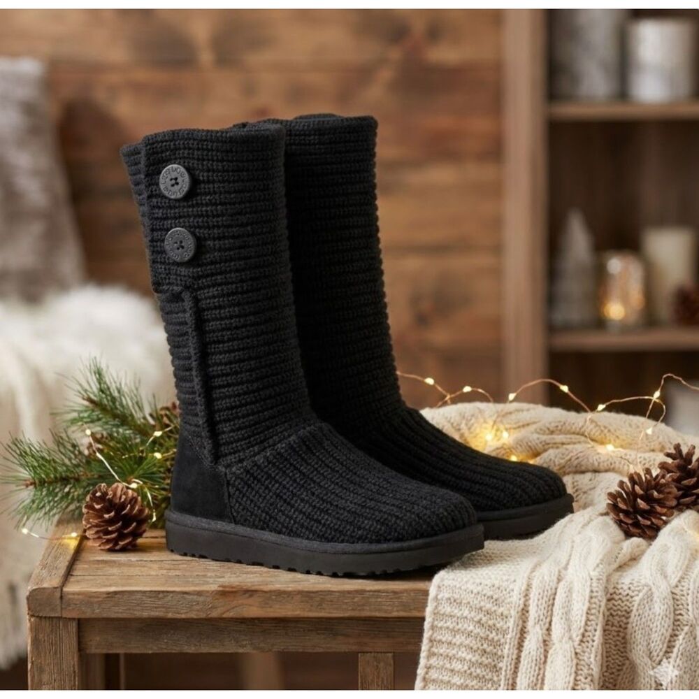UGG Classic Cardy II Knit Boots Black Slouched Cuffed Womens Size 8